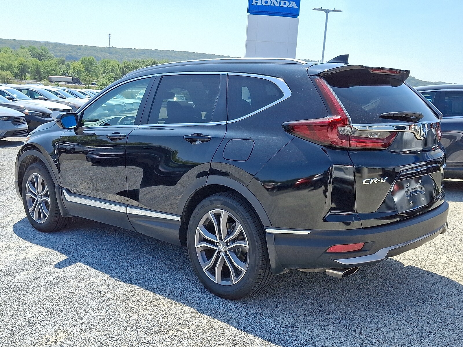 2022 Honda CR-V Touring photo 4