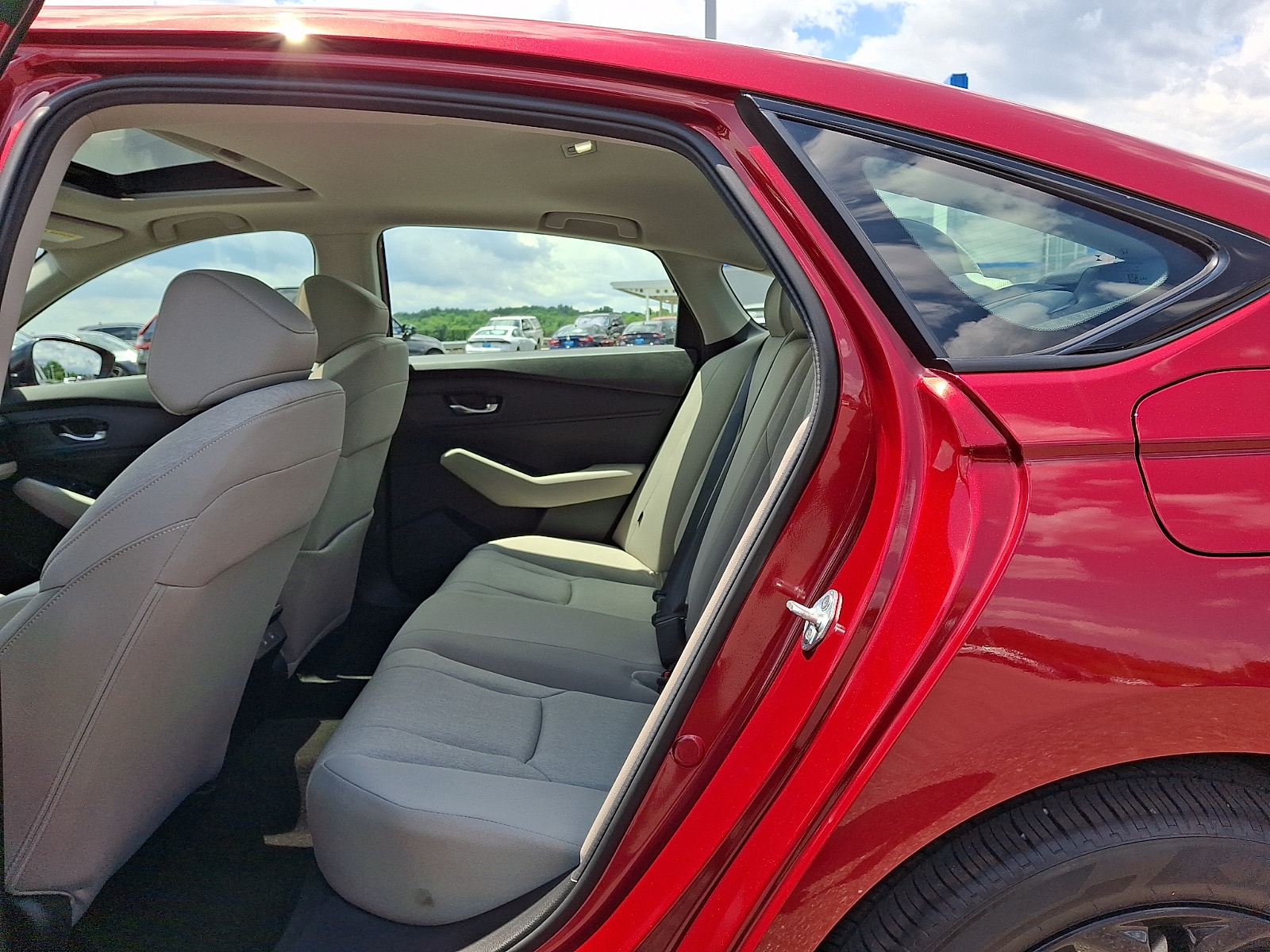 2025 Honda Accord SE - Photo 10