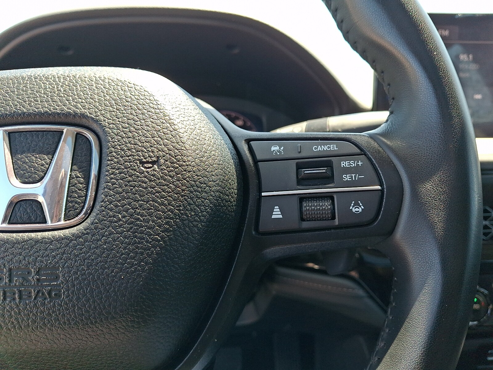 2024 Honda Accord Hybrid EX-L - Photo 22