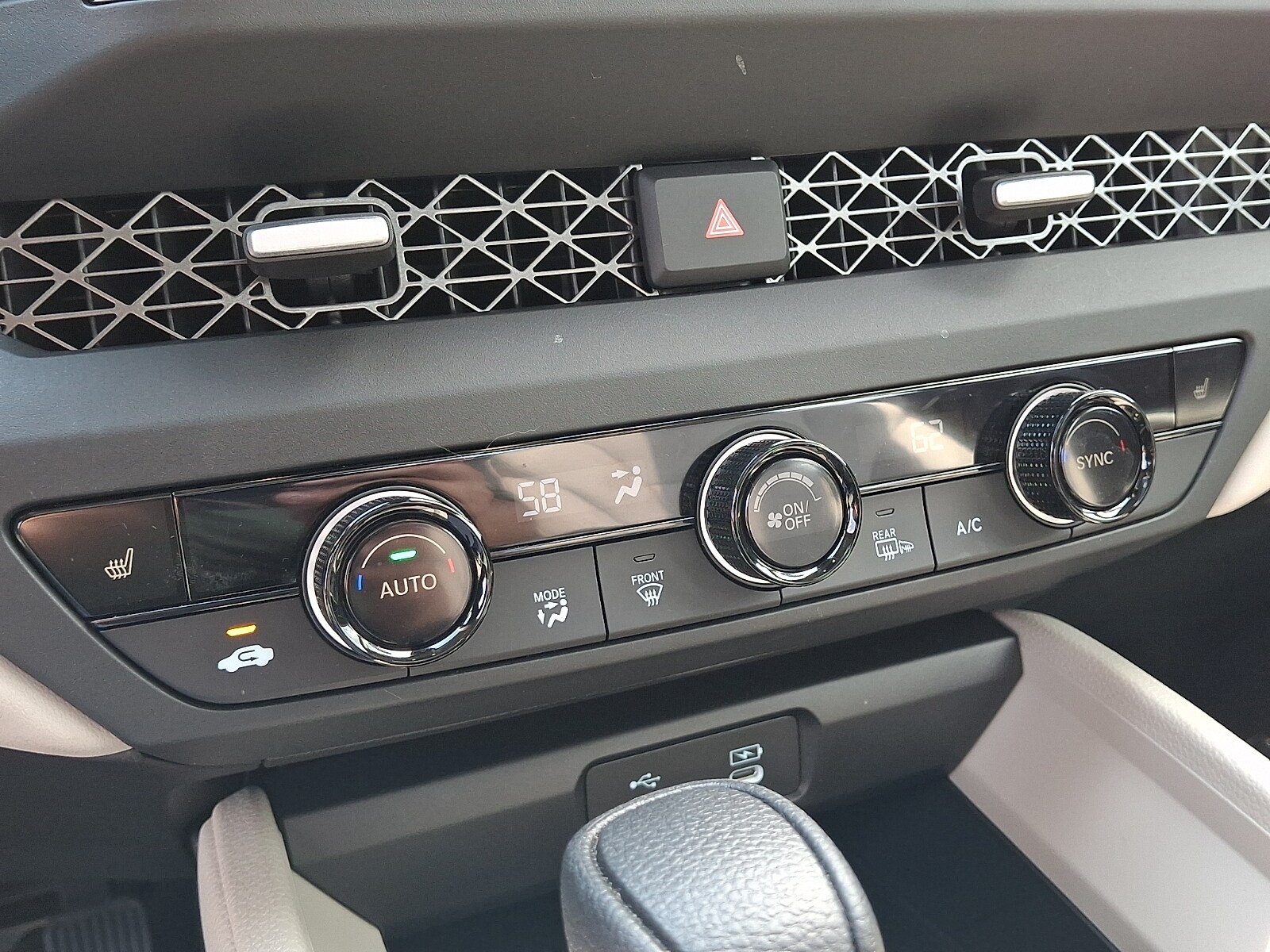 2025 Honda Accord SE - Photo 16