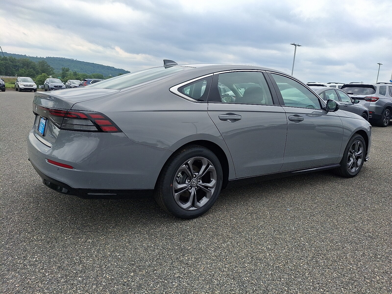 2025 Honda Accord Hybrid EX-L photo 4