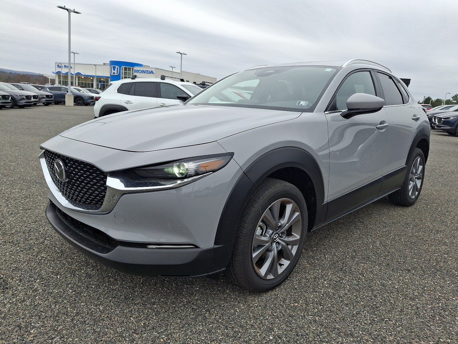 2025 Mazda CX-30 2.5 S Preferred photo 2