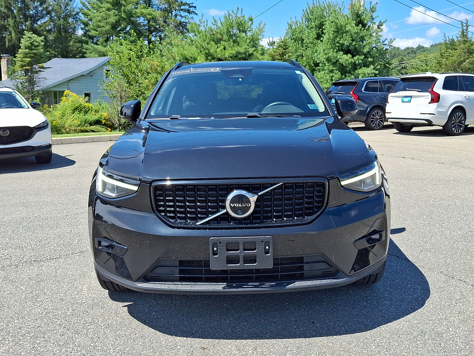 Used 2024 Volvo XC40 B5 Plus Dark Theme SUV