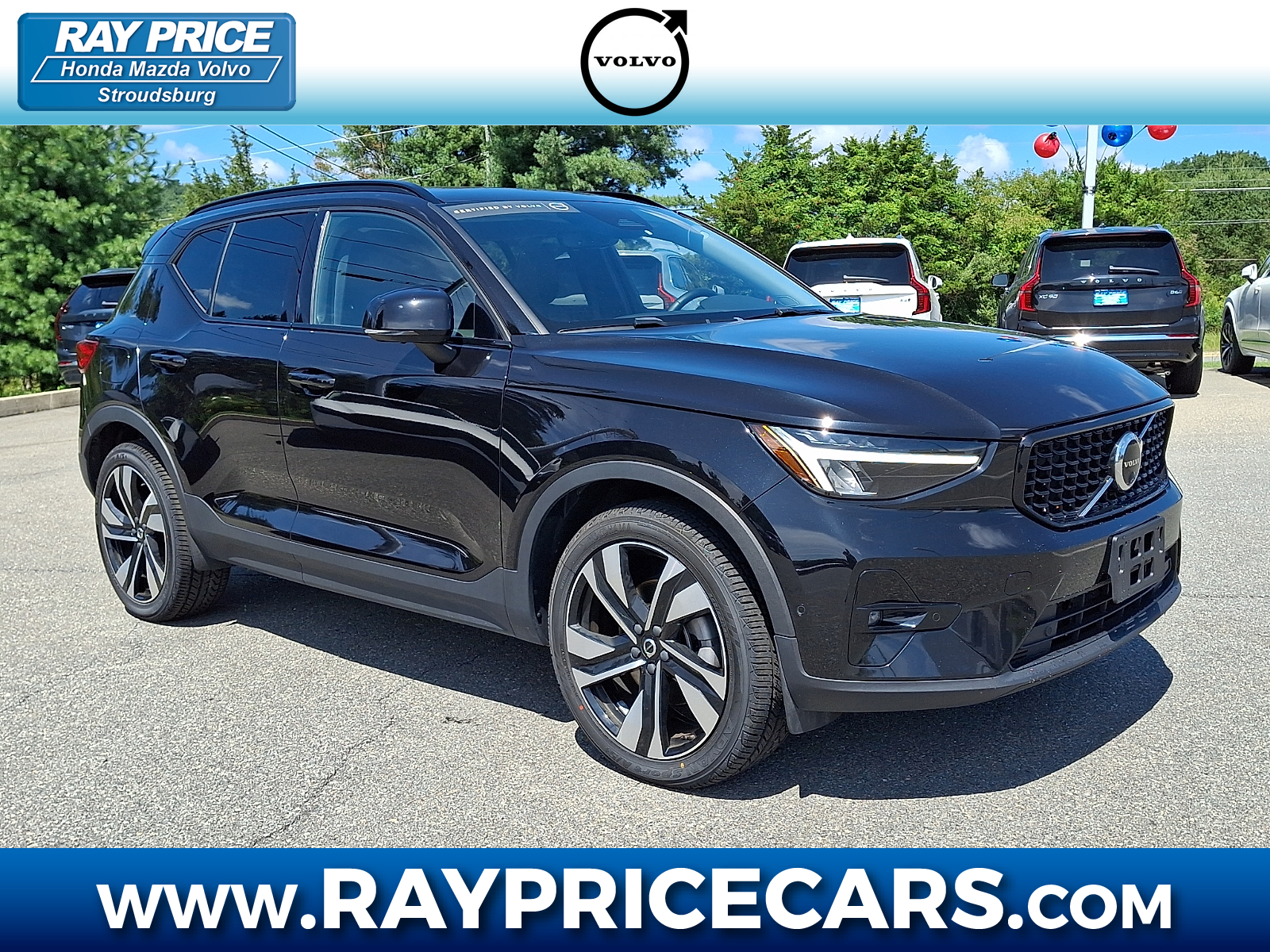 Used 2024 Volvo XC40 B5 Plus Dark Theme SUV