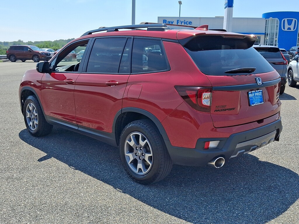 Used 2023 Honda Passport AWD TrailSport SUV