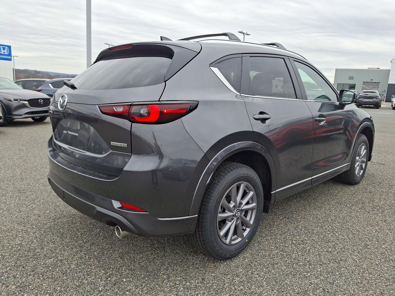 2025 Mazda CX-5 2.5 S Preferred photo 4