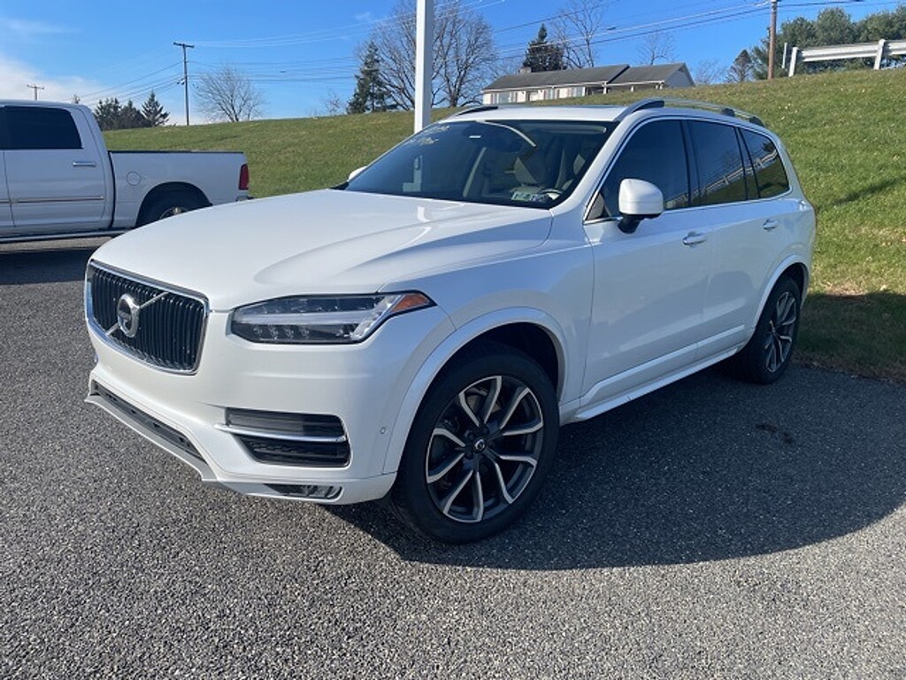 Used 2018 Volvo XC90 T6 Momentum SUV