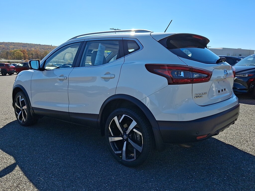 Used 2021 Nissan Rogue Sport SL AWD Xtronic CVT SUV