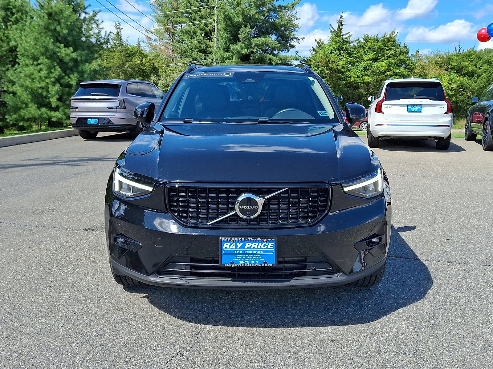 Used 2024 Volvo XC40 B5 Plus Dark Theme SUV