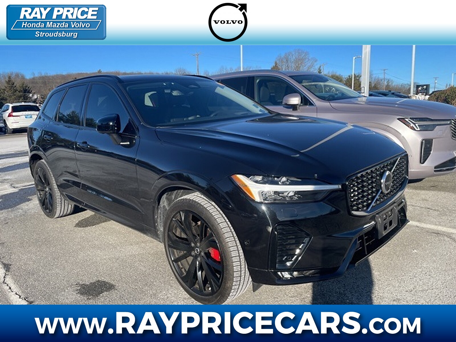 2023 Volvo XC60 Ultimate's photo