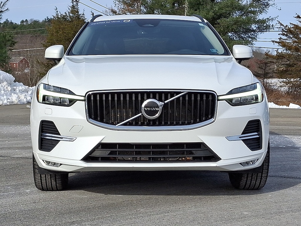 Used 2022 Volvo XC60 B5 Momentum SUV