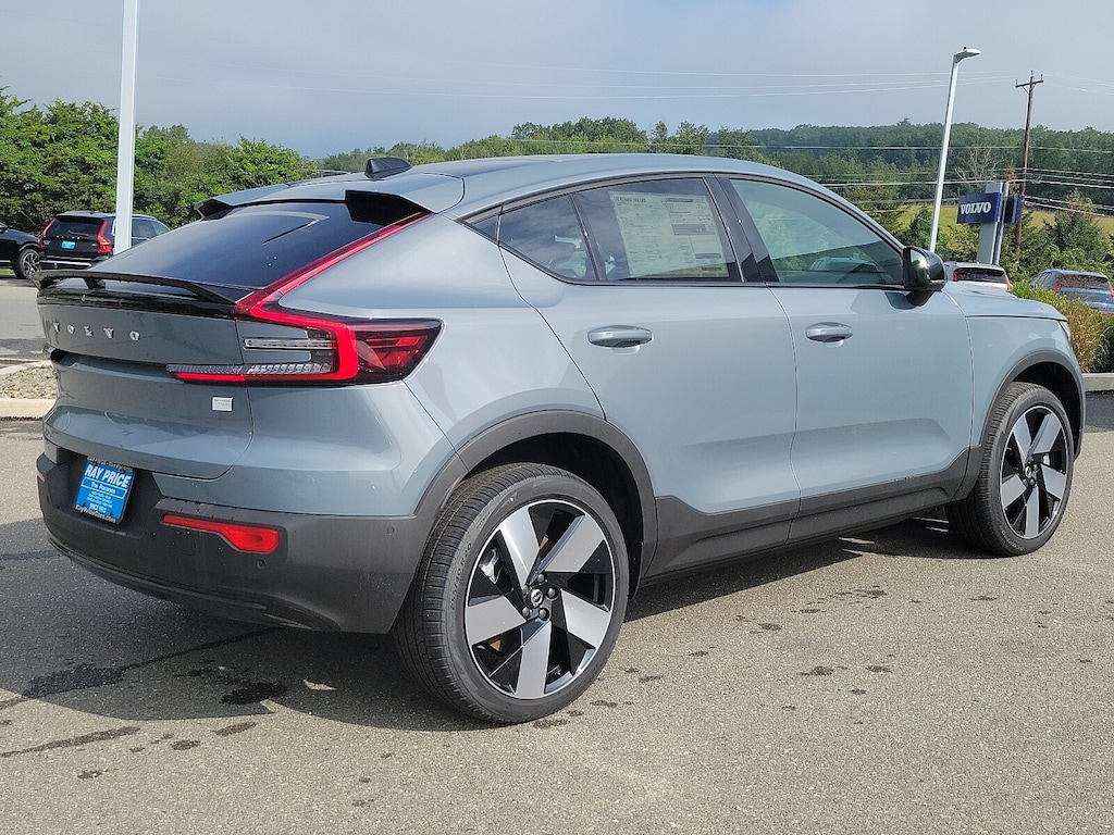 Used 2023 Volvo C40 Recharge Pure Electric Twin Ultimate SUV