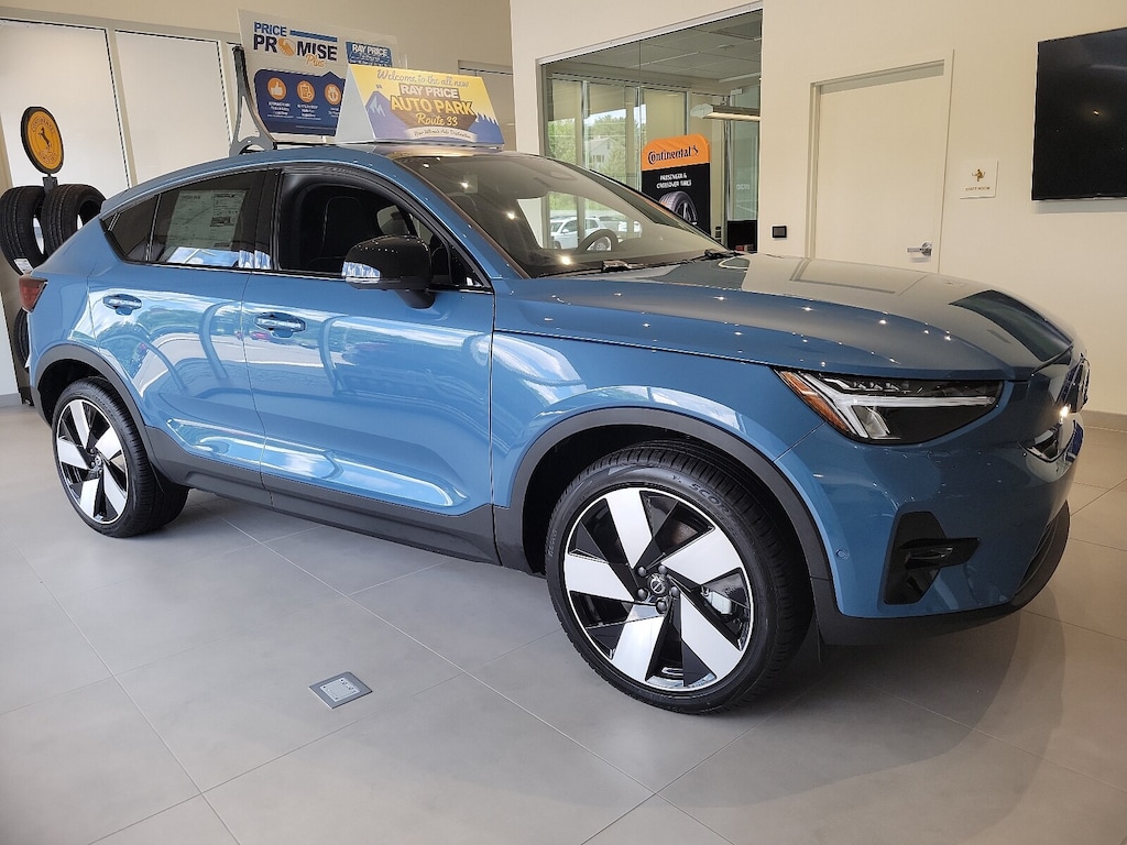 Used 2023 Volvo C40 Recharge Pure Electric Twin Ultimate SUV