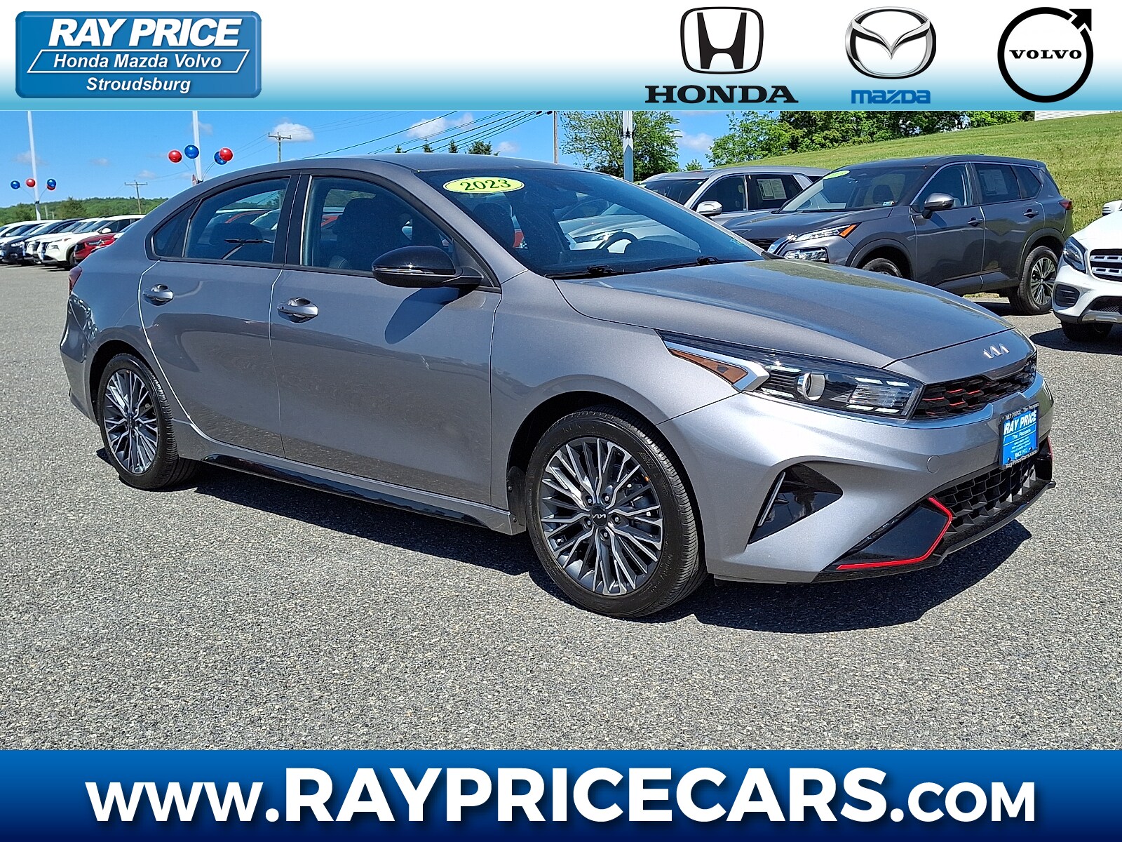 2023 Kia Forte GT-Line AT's photo