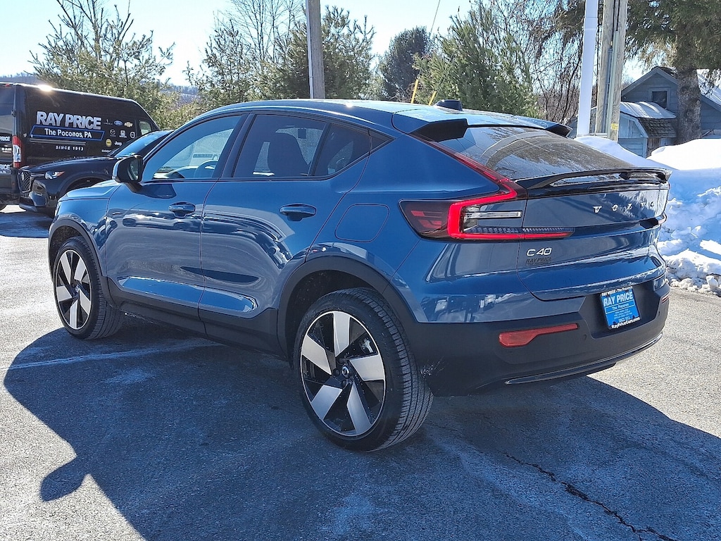 Used 2023 Volvo C40 Recharge Pure Electric Twin Ultimate SUV