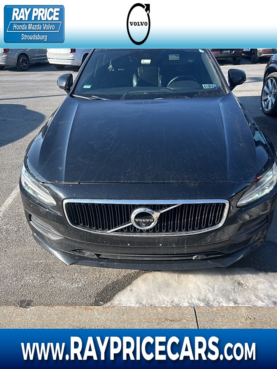 2018 Volvo S90 Momentum