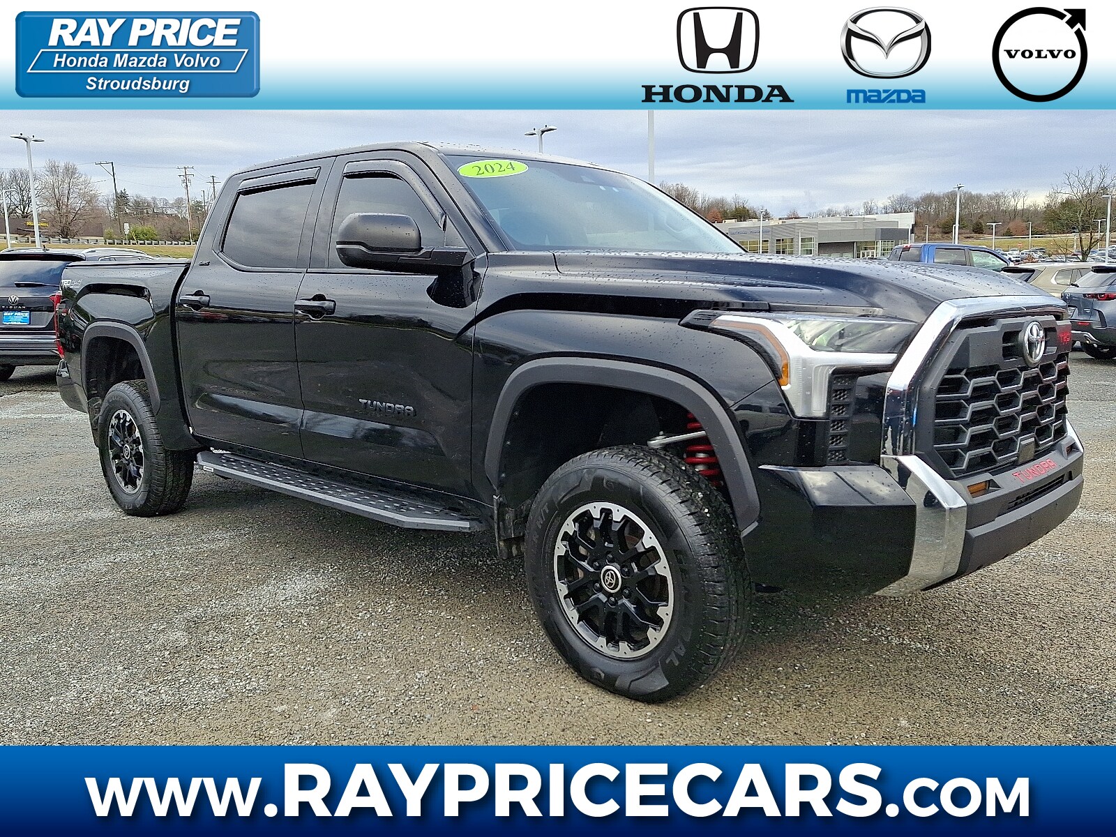 2024 Toyota Tundra SR5's photo