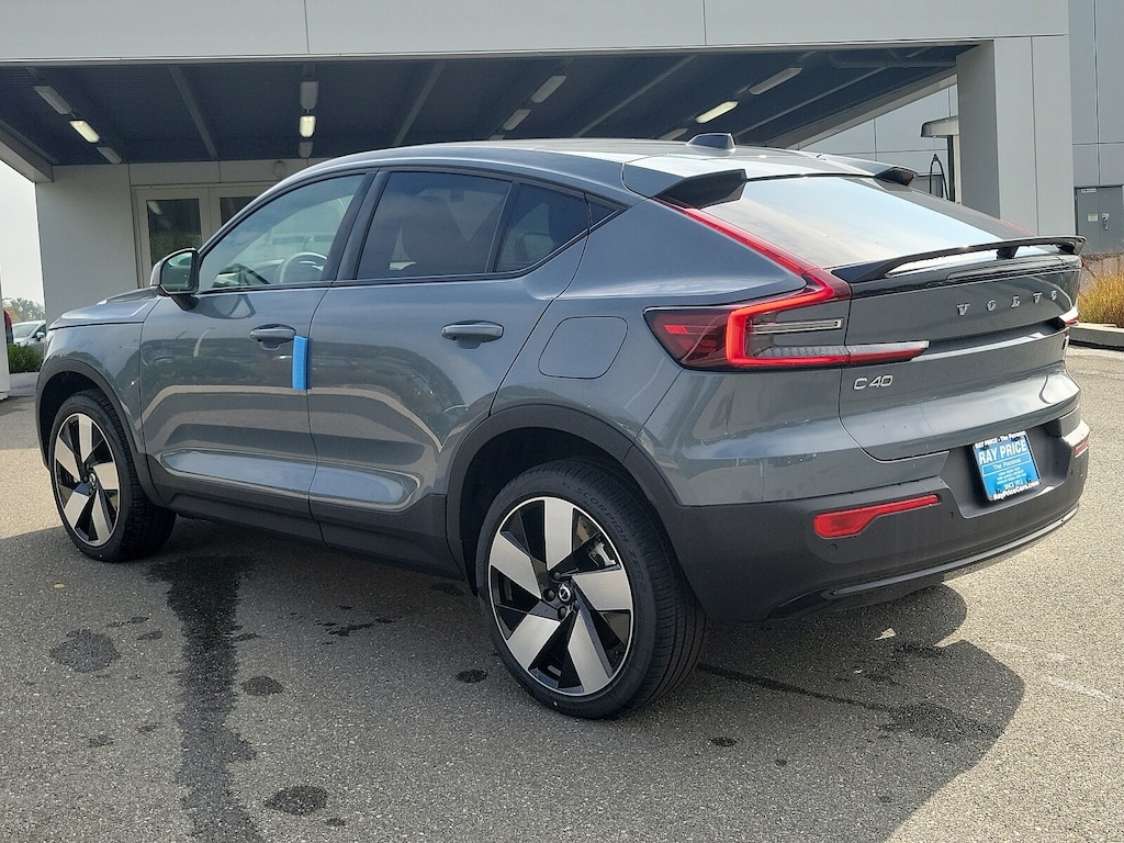 Used 2023 Volvo C40 Recharge Pure Electric Twin Ultimate SUV