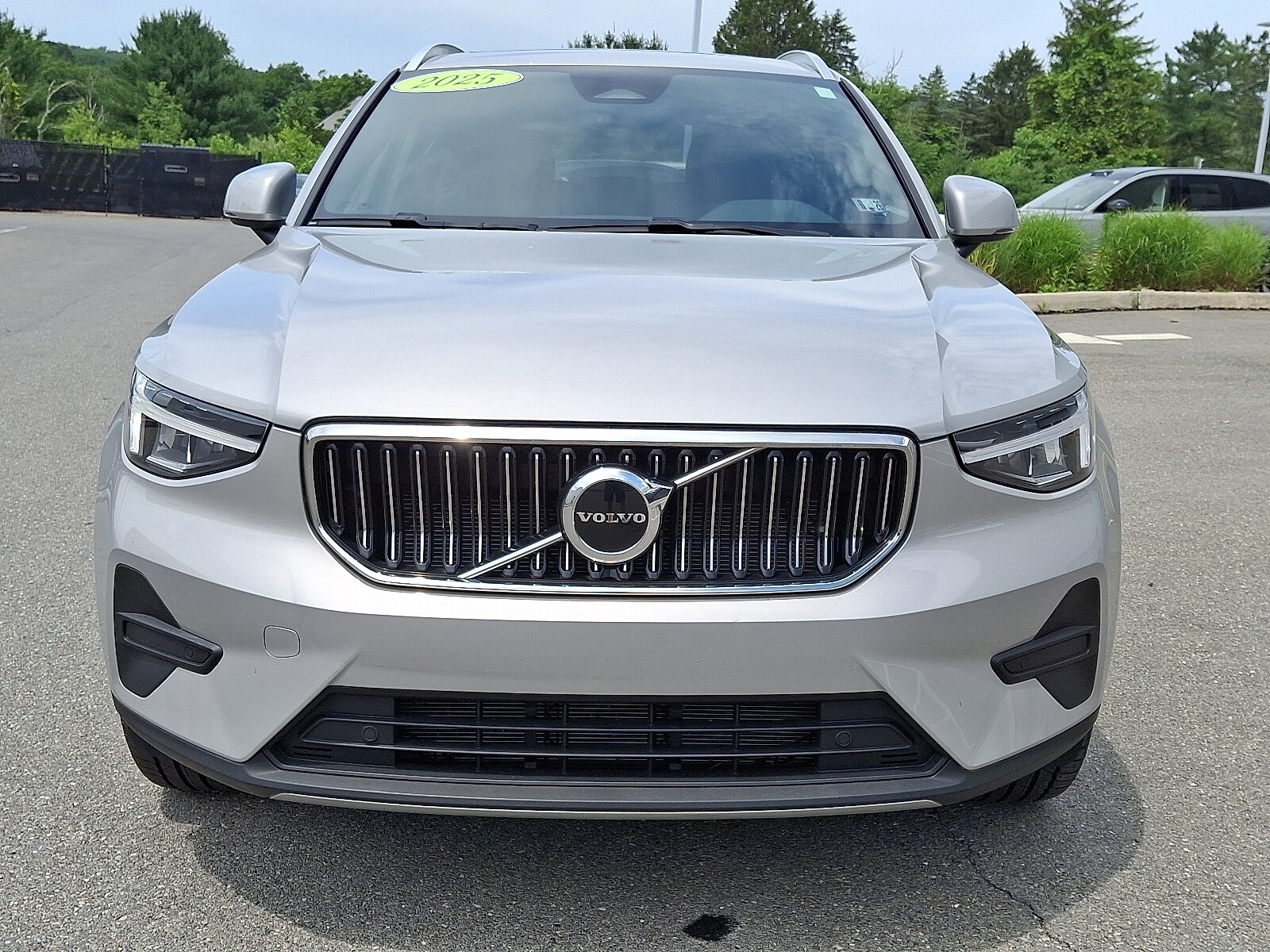 Used 2025 Volvo XC40 Core with VIN YV4L12UJXS2469996 for sale in Stroudsburg, PA