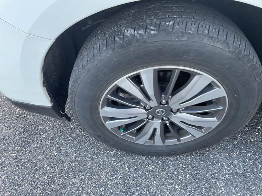 Used 2019 Nissan Pathfinder SV SUV