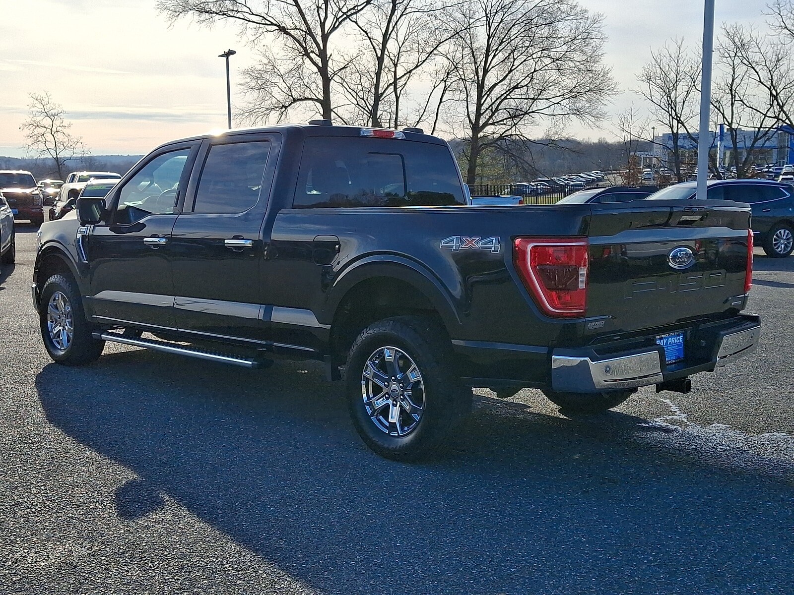2023 Ford F-150 XLT photo 3