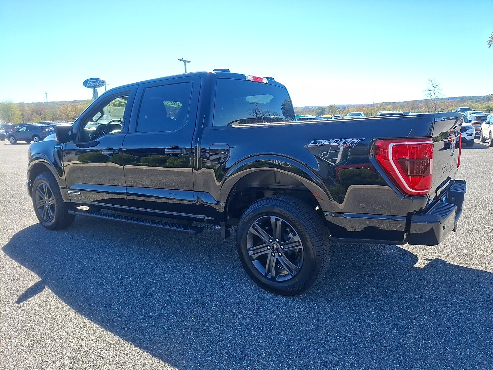 2023 Ford F-150 XLT photo 4