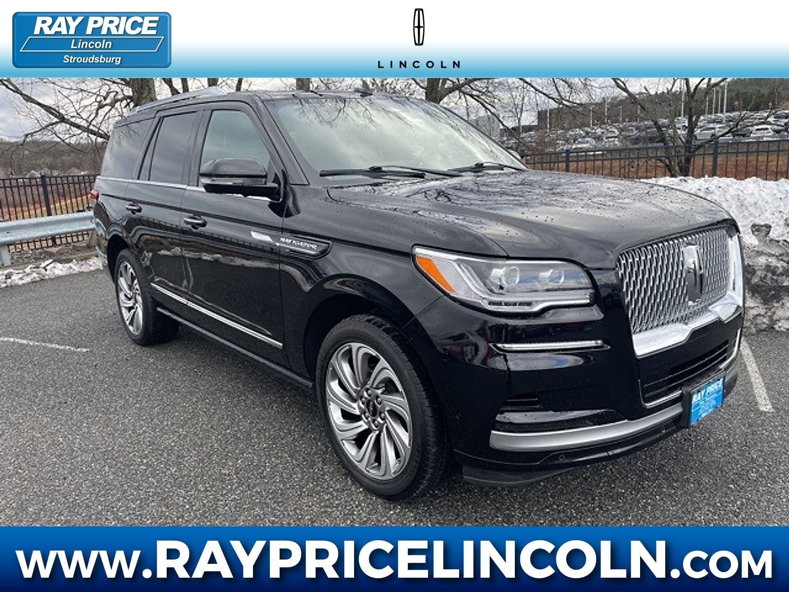 2023 Lincoln Navigator Reserve's photo