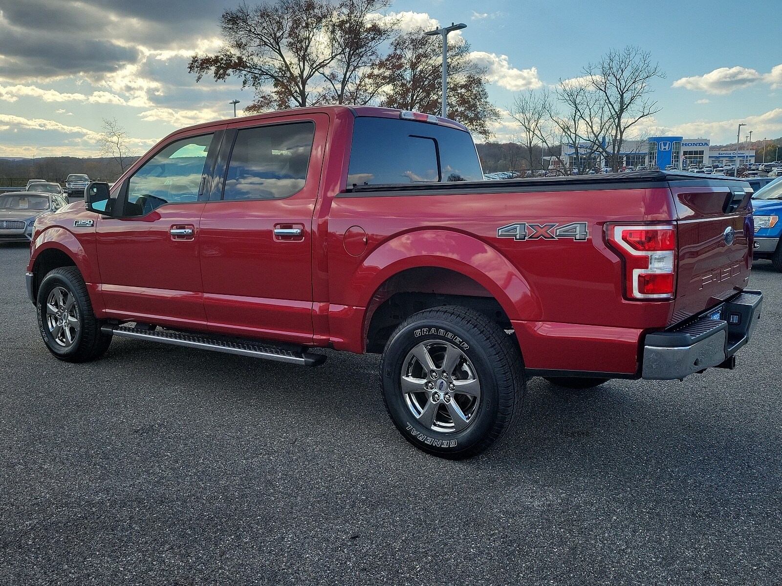 2020 Ford F-150 XLT photo 4