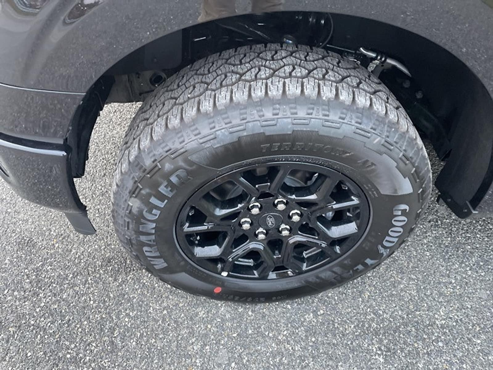 2025 Ford F-150 XLT photo 4