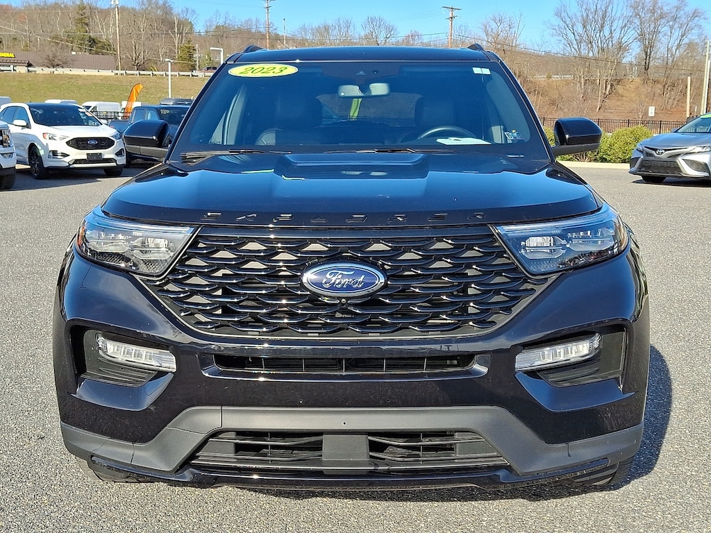 Certified 2023 Ford Explorer ST-Line SUV