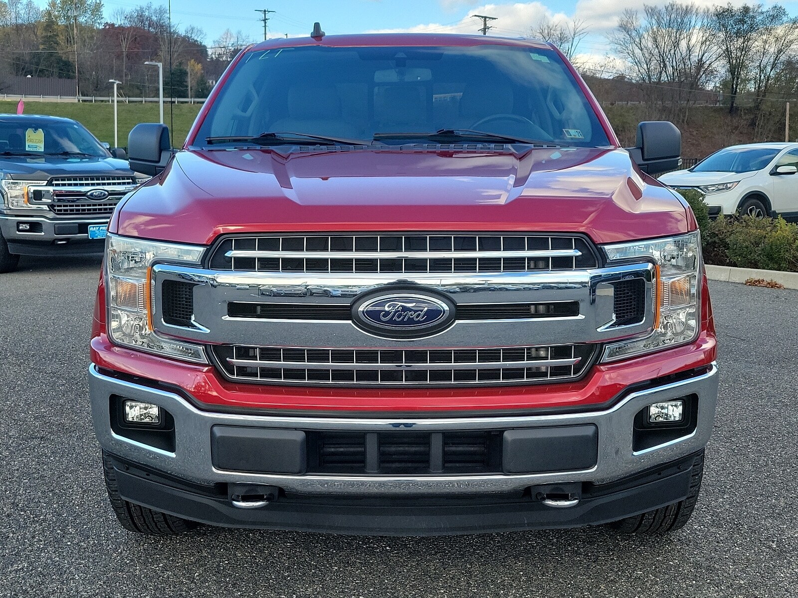 2020 Ford F-150 XLT photo 2
