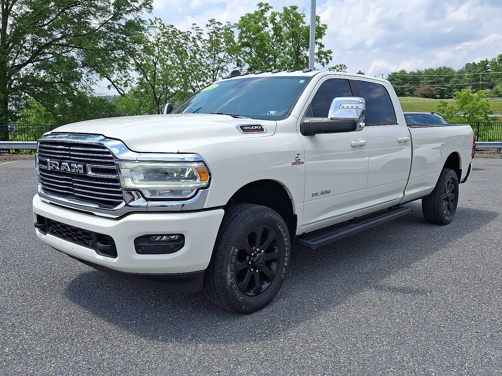 2024 Ram 3500 Laramie photo 3
