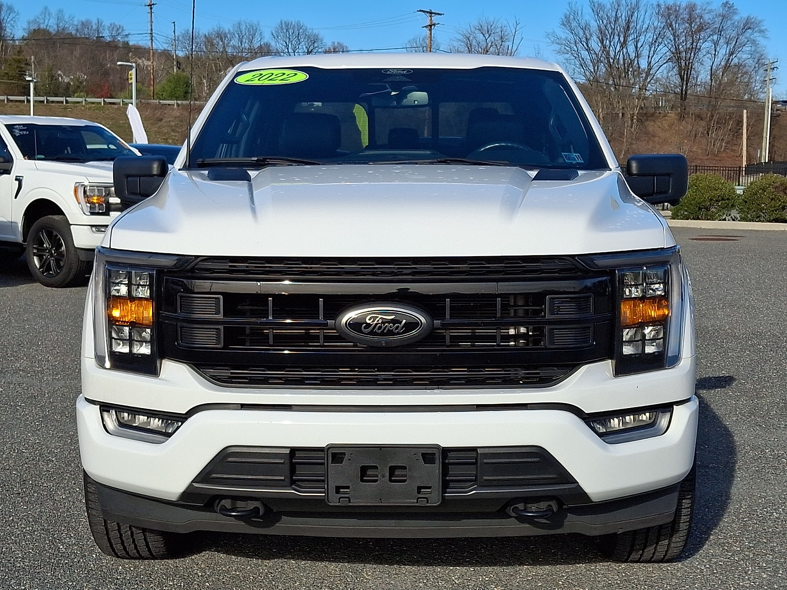 2022 Ford F-150 XLT photo 2