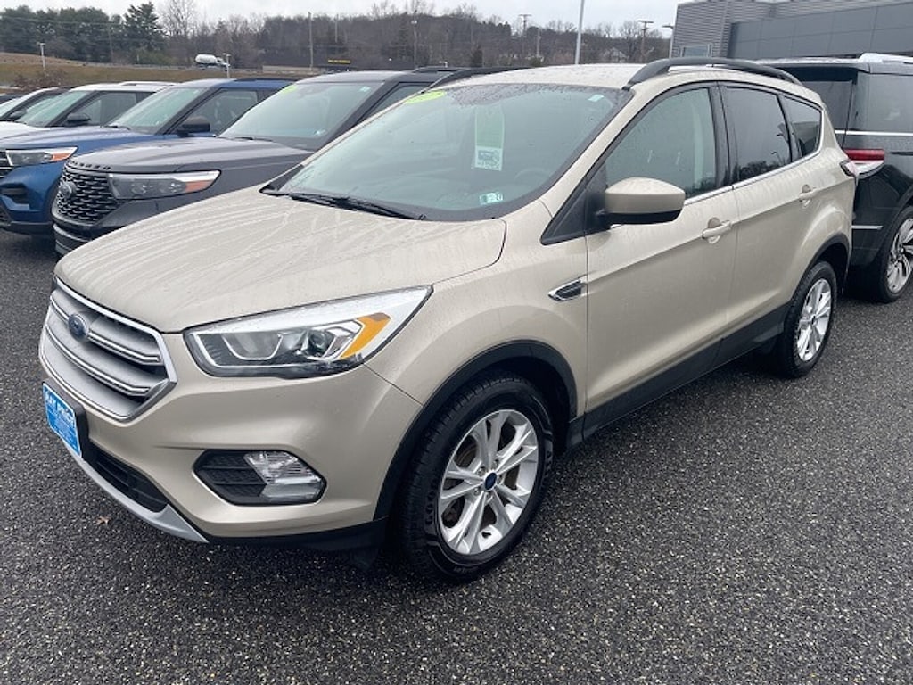 Used 2017 Ford Escape SE SUV