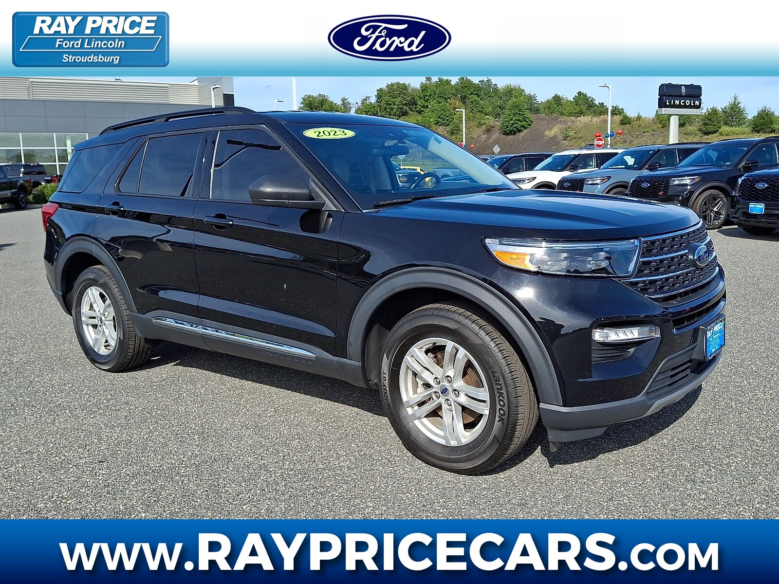 2023 Ford Explorer XLT SUV