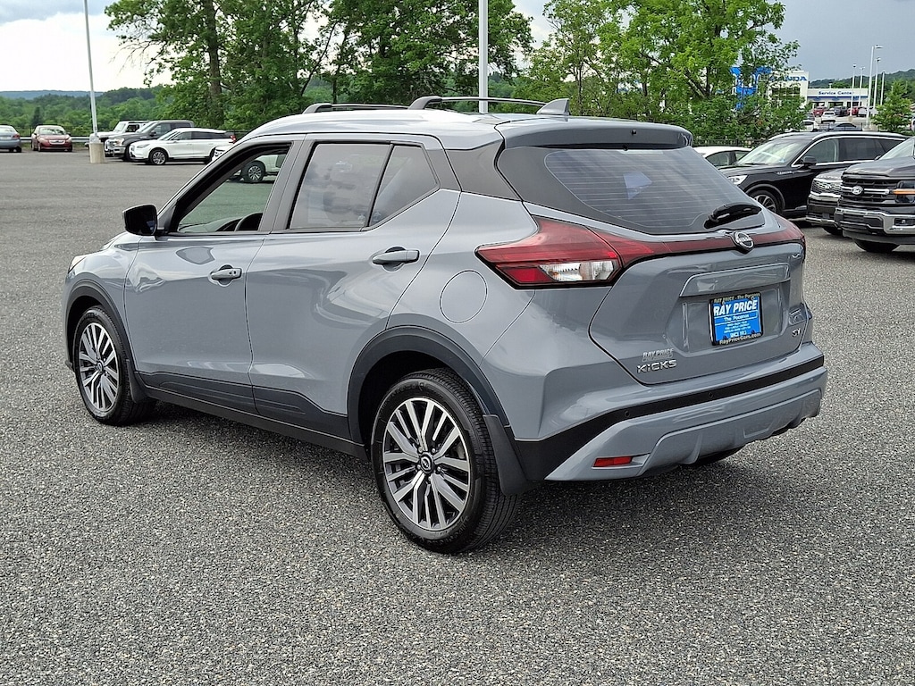 Used 2024 Nissan Kicks SV Xtronic CVT SUV