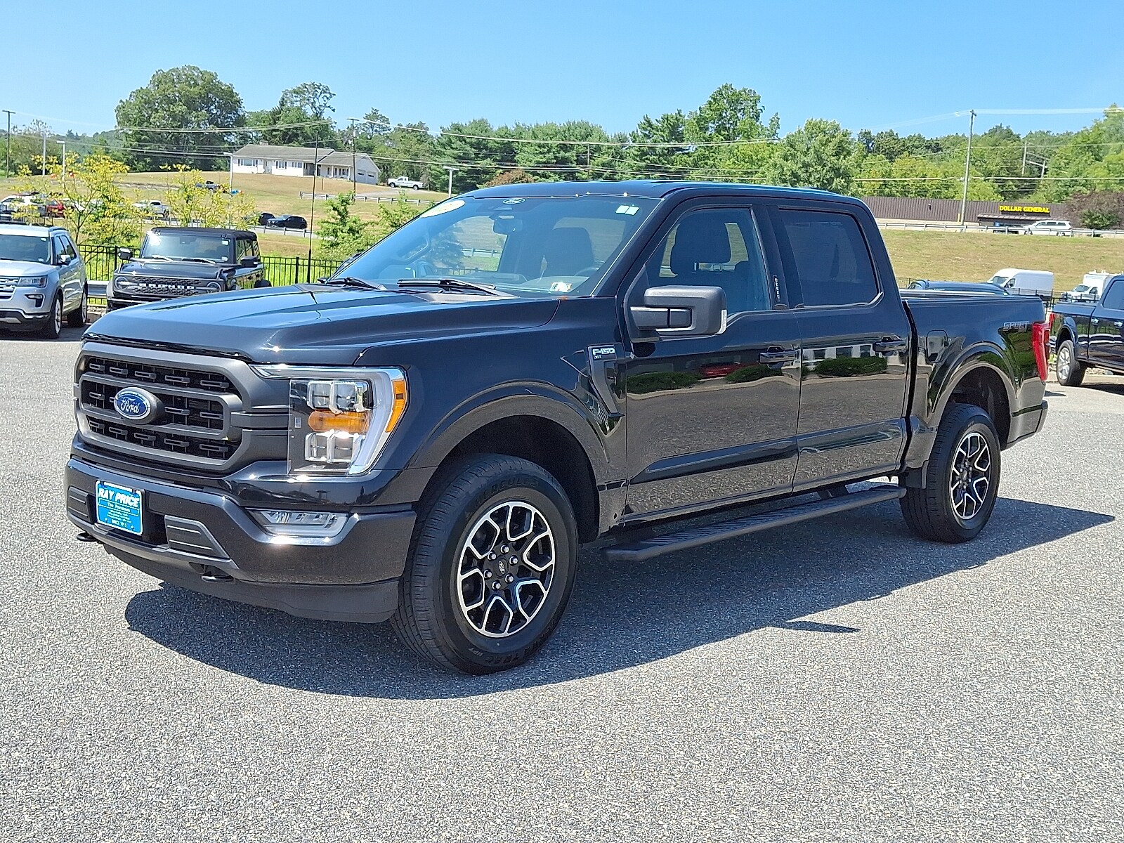 2022 Ford F-150 XLT photo 3