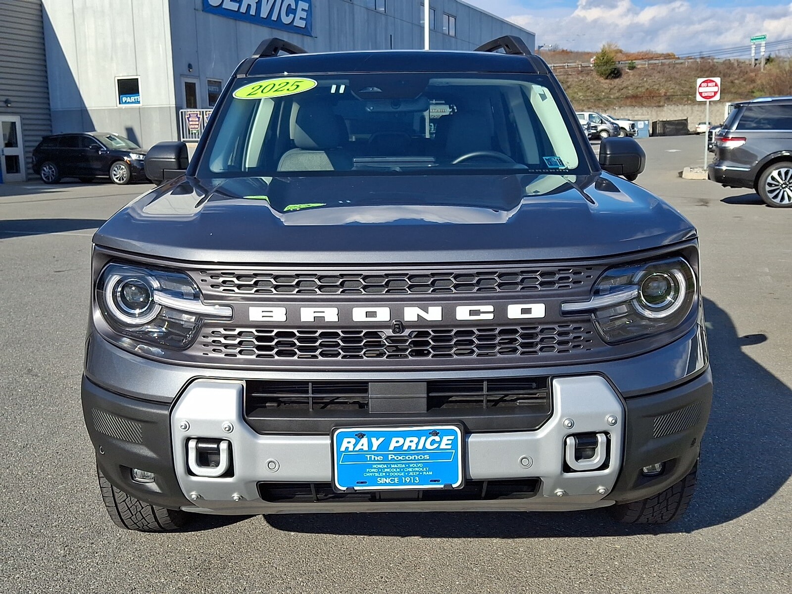2025 Ford Bronco Sport Badlands photo 2