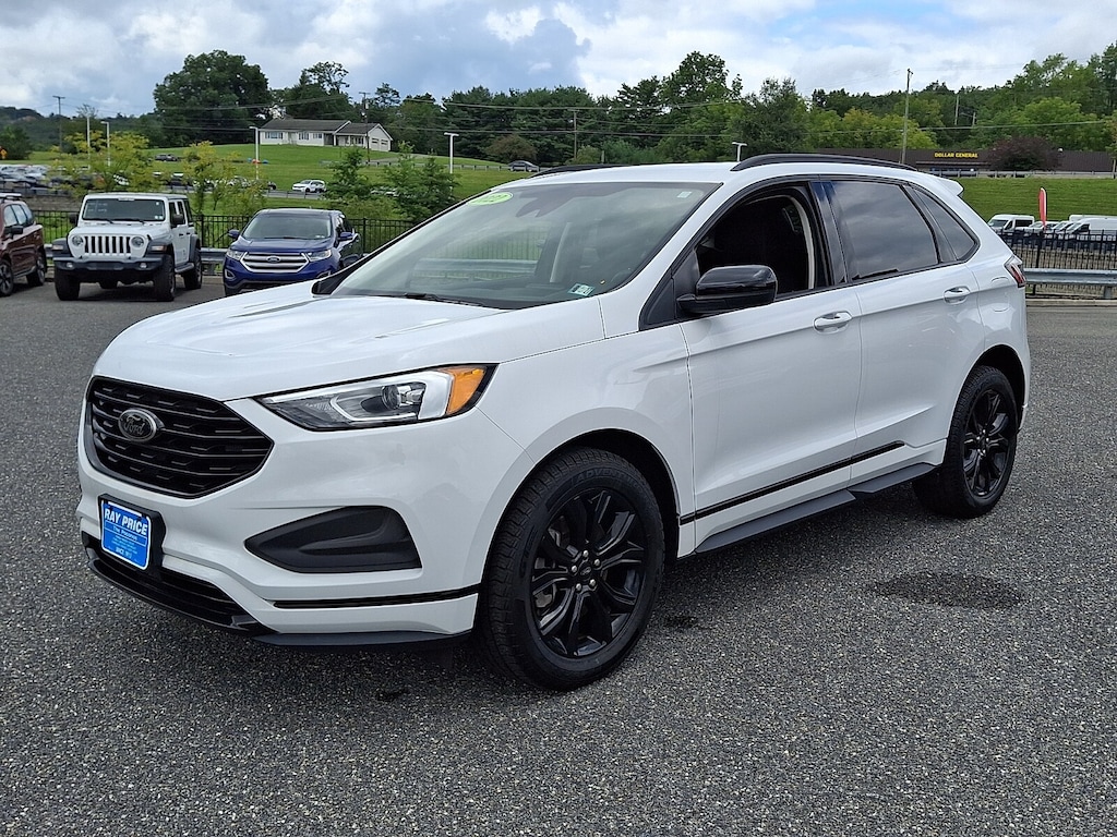 Certified 2022 Ford Edge SE SUV