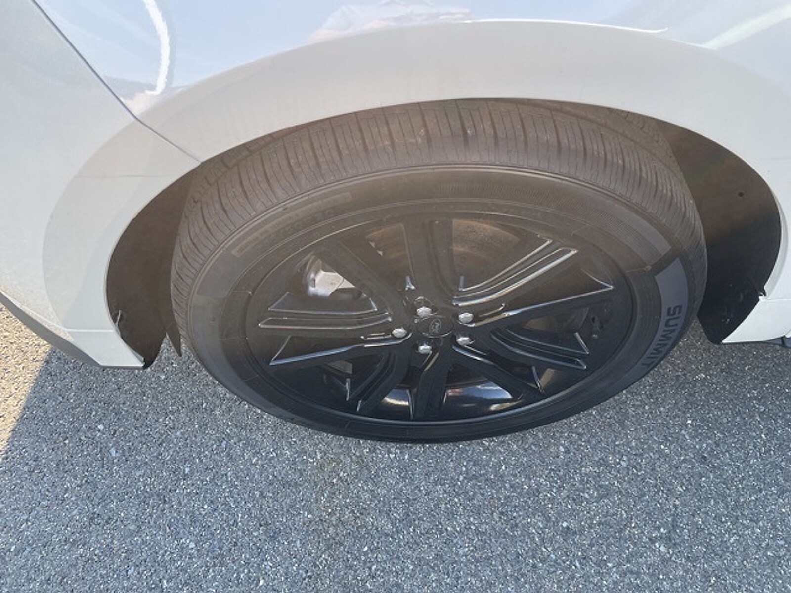 2022 Ford Edge ST-Line photo 3