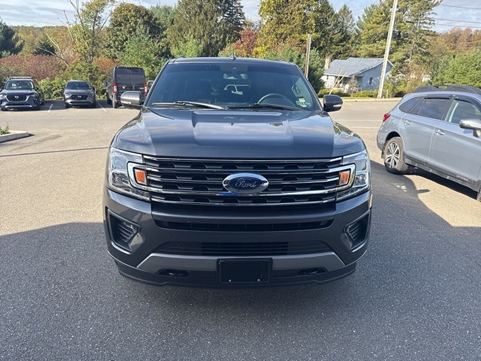 2020 Ford Expedition XLT photo 2