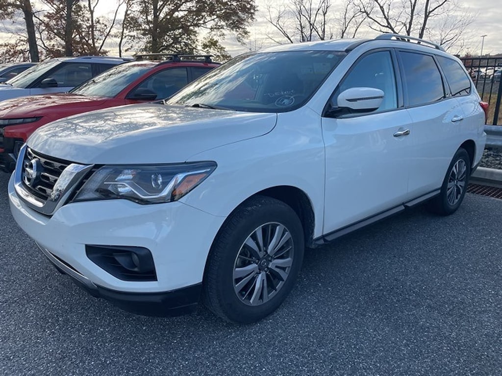 Used 2019 Nissan Pathfinder SV SUV