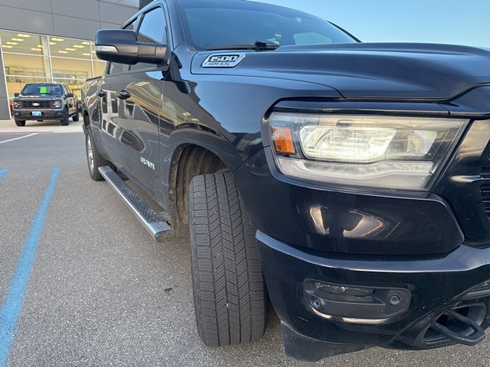2019 Ram 1500 Big Horn Lone Star photo 3