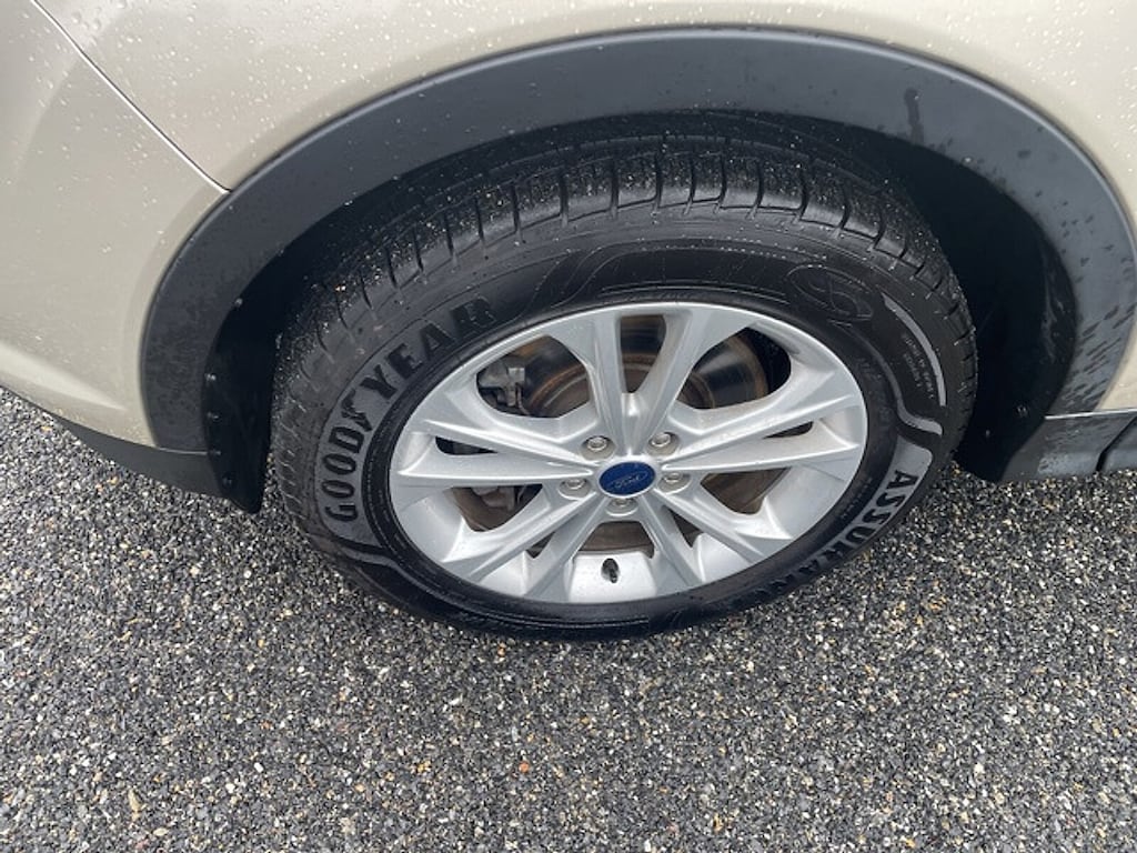 Used 2017 Ford Escape SE SUV