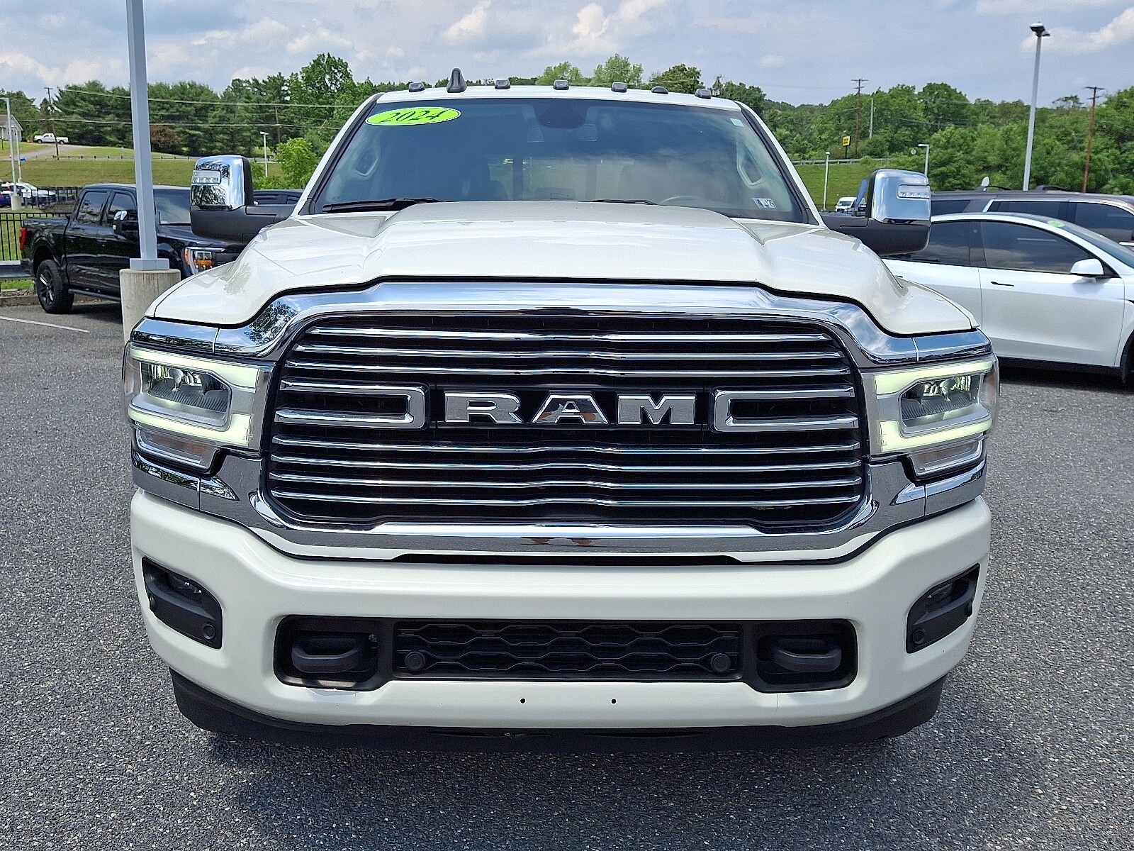 2024 Ram 3500 Laramie photo 2