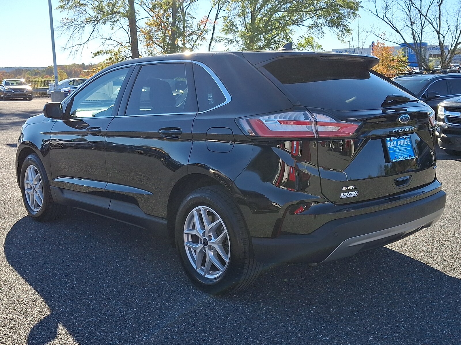 2022 Ford Edge SEL photo 4