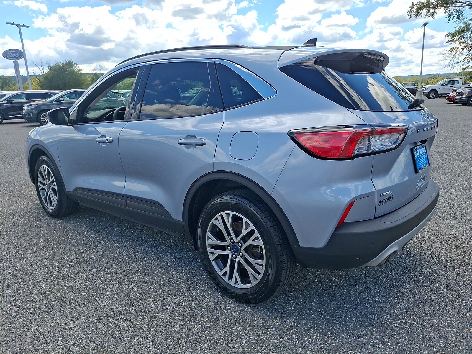 2022 Ford Escape SEL photo 3