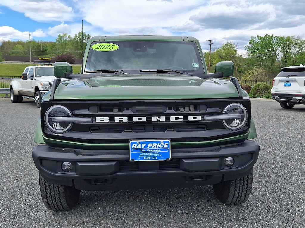 Certified 2025 Ford Bronco Outer Banks SUV