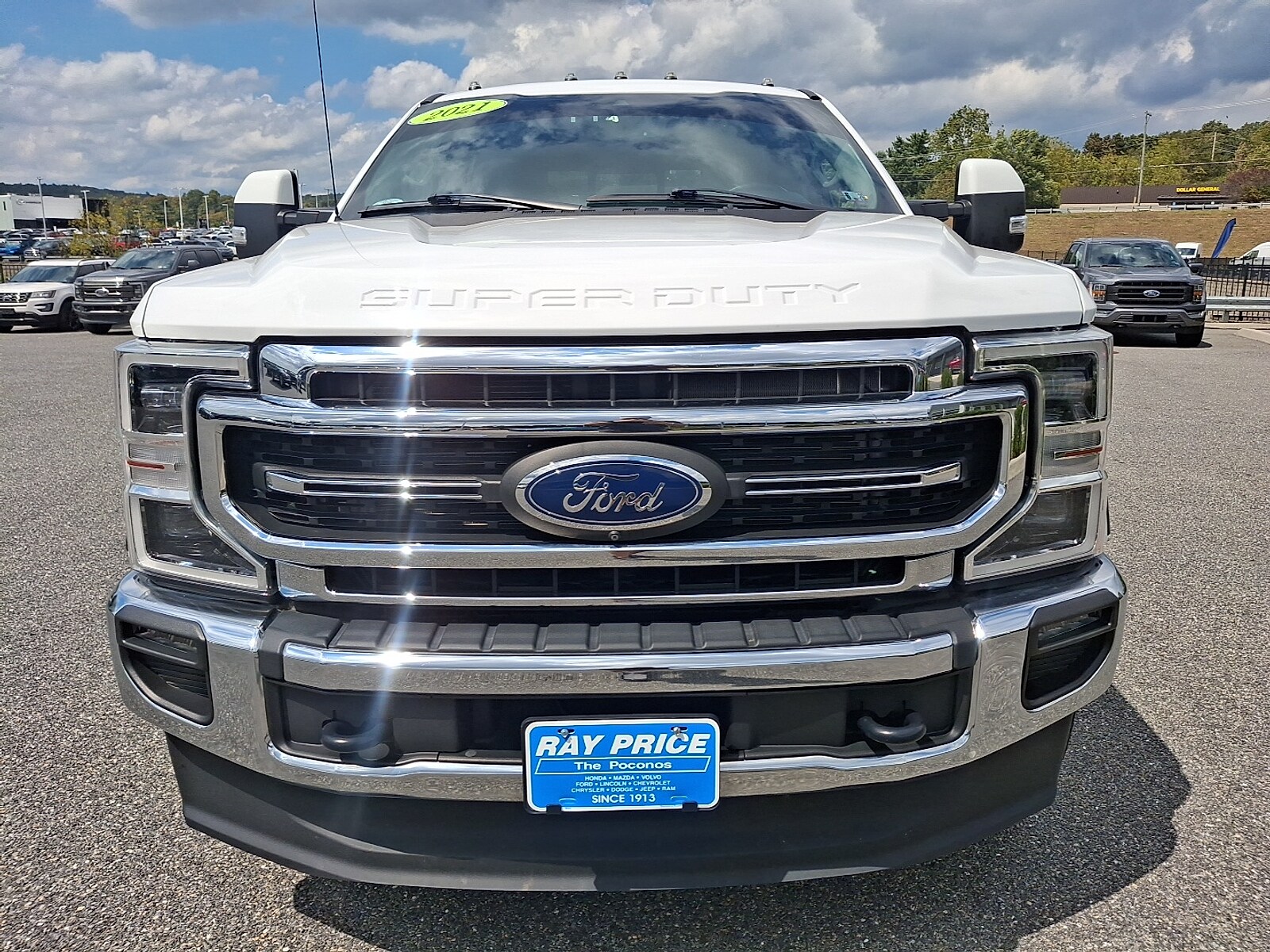 2021 Ford F-250 Lariat photo 2