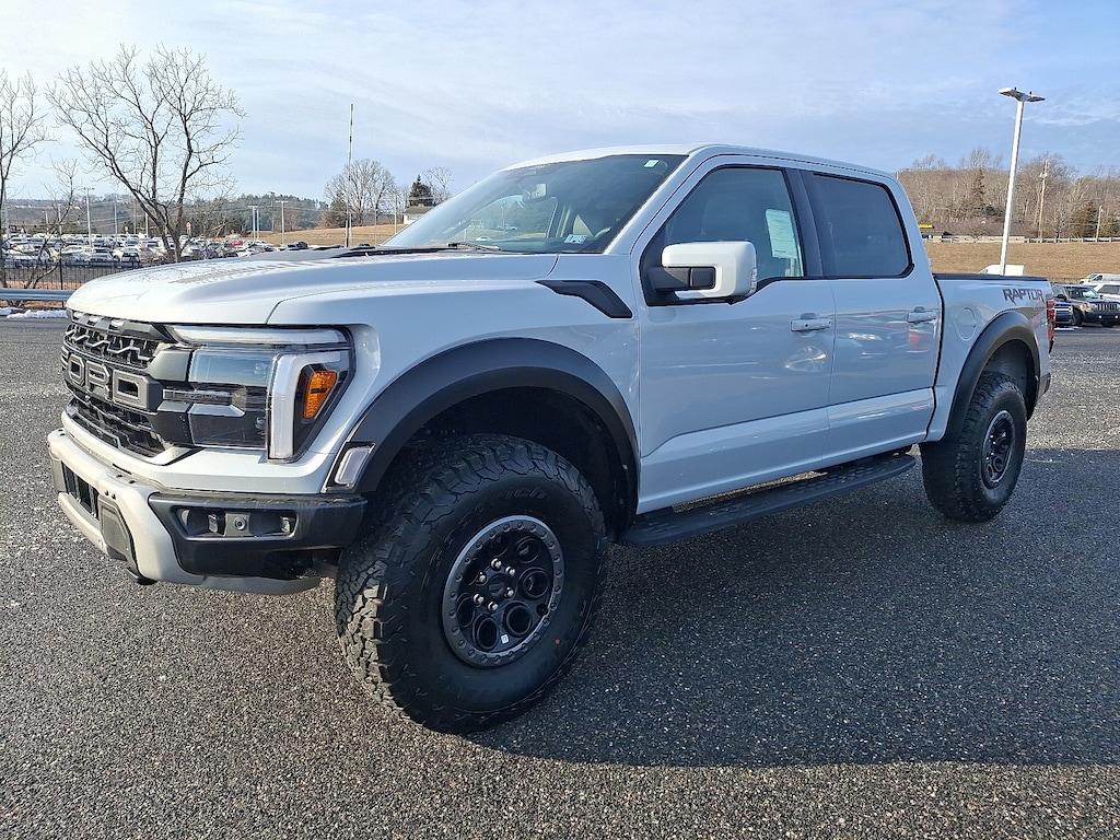 New 2025 Ford F-150 Raptor RAPTOR 4WD SUPERCREW 5.5